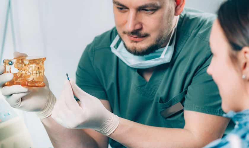 Why Dental Implants are a Better Choice than Dentures