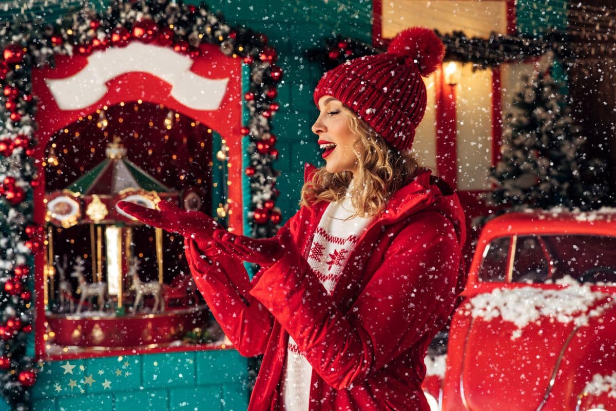 How to Enjoy Christmas Treats Without Damaging Your Teeth