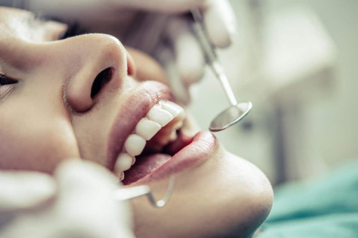 Hosting the Holidays? Cosmetic Smile Tips from a New Haven Dental Expert