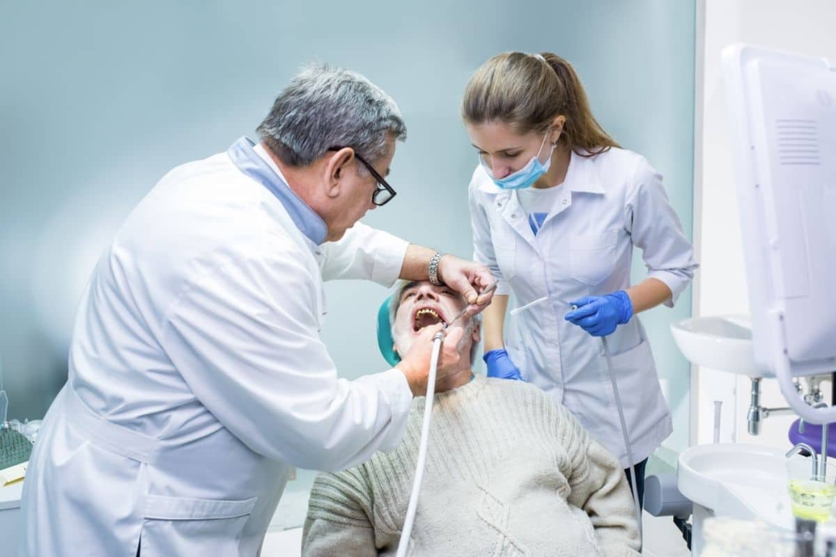 Know The Symptoms Of Tooth Infection Spreading To The Body: Guide From New Haven Dentists