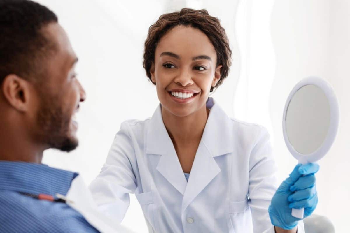 Can I Eat Normally After a Tooth Extraction? Advice from a New Haven Dentist